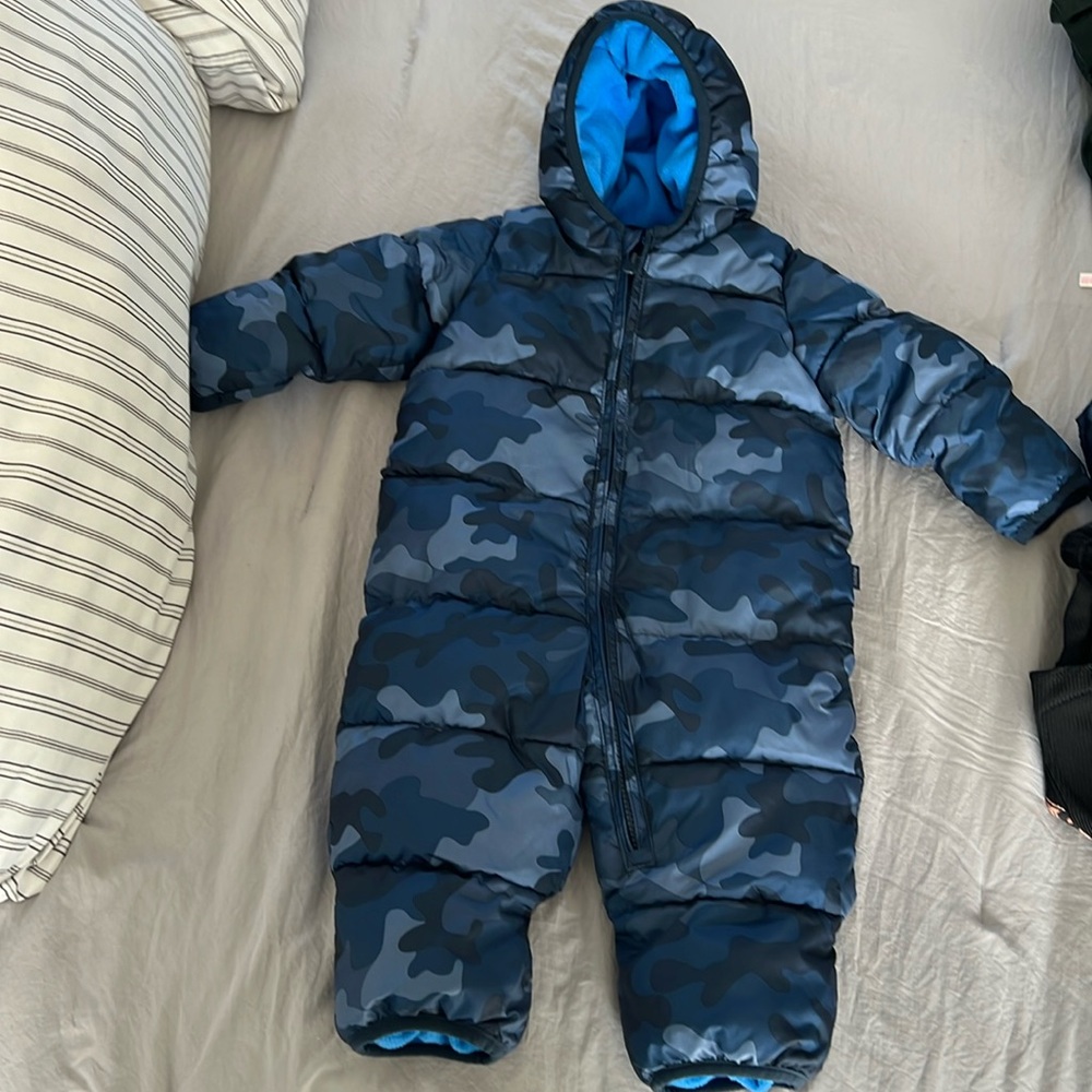 Puffer suit